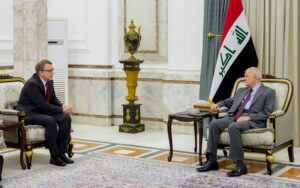 الرئيس العراقي عبد اللطيف جمال رشيد، يستقبل السفير التركي في بغداد أنيل بورا إنان