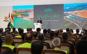 رئيس وزراء إقليم كوردستان مسرور بارزاني، يلقي كلمة خلال تدشين المرحلة الأولى من مشروع مياه الطوارئ في أربيل