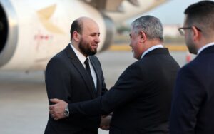 وزير الطاقة في الحكومة الانتقالية السوريه محمد البشير، يصل العاصمة العراقية بغداد