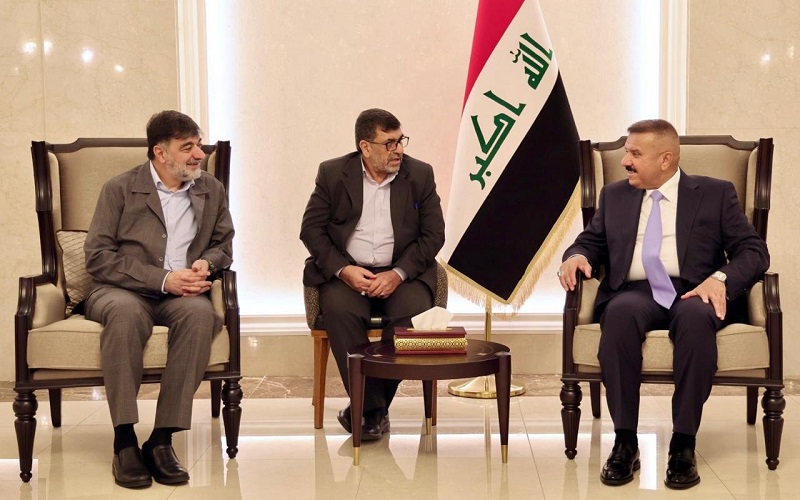 وزير الداخلية العراقي عبد الأمير الشمري، يستقبل القائد العام للشرطة الإيرانية العميد أحمد رضا رادان