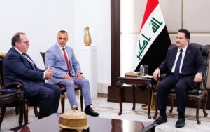 رئيس الوزراء العراقي محمد شياع السوداني، يستقبل القائم بأعمال السفارة الأميركية الجديد في بغداد جوشوا هاريس