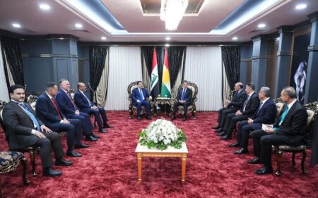 رئيس إقليم كوردستان نيجيرفان بارزاني، ورئيس الوزراء العراقي محمد شياع السوداني