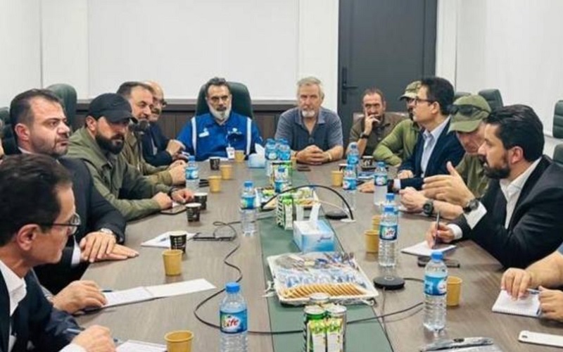 اجتماع فريق من وزارتي الثروات الطبيعية والكهرباء في إقليم كوردستان مع مسؤولي شركة دانة غاز الإماراتية