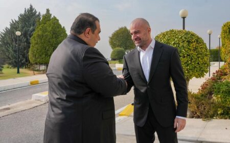 رئيس الاتحاد الوطني الكوردستاني بافل طالباني يستقبل رئيس تحالف العزم مثنى السامرائي