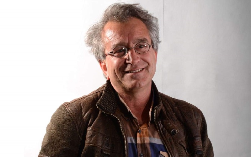 الباحث الكوردي أبو بكر كارواني