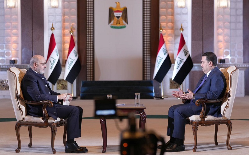 رئيس الوزراء العراقي محمد شياع السوداني، في حوار متلفز مع رئيس مجلس إدارة شبكة الميادين الاعلامية غسان بن جدو