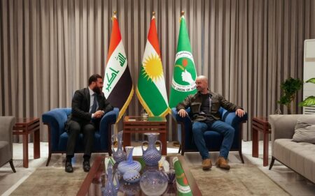 رئيس الاتحاد الوطني الكوردستاني بافل طالباني، يستقبل الأمين العام لحركة بابليون ريان الكلداني