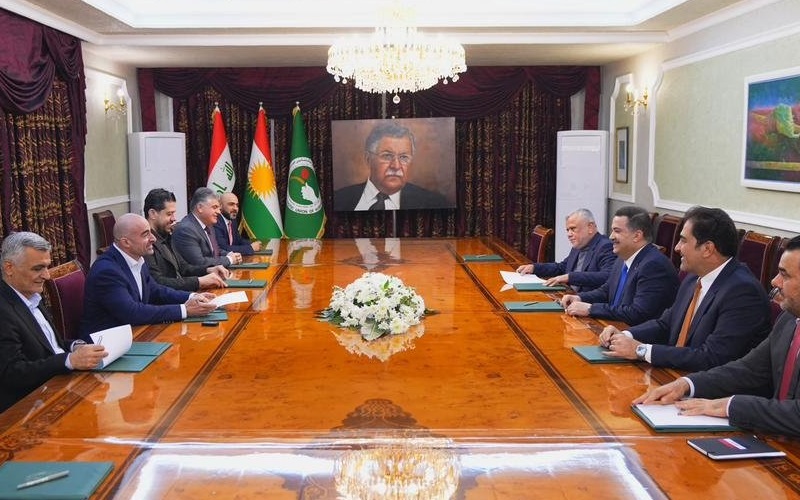 رئيس الاتحاد الوطني الكوردستاني بافل طالباني يستقبل رئيس الوزراء العراقي محمد شياع السوداني والوفد المرافق