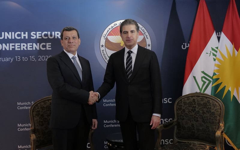 رئيس إقليم كوردستان نيجيرفان بارزاني، يلتقي القائد العام لقوات سوريا الديمقراطية مظلوم عبدي