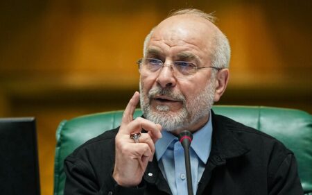 رئيس مجلس الشورى الإسلامي الإيراني محمد باقر قاليباف