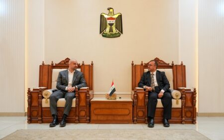 رئيس الاتحاد الوطني الكوردستاني بافل طالباني يلتقي رئيس تحالف النهج الوطني عبد الحسين الموسوي