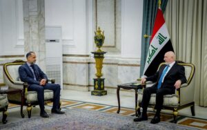 رئيس الجمهورية العراقي نزار آميدي يستقبل السفير البريطاني في بغداد عرفان صديق