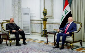 الرئيس العراقي نزار آميدي يستقبل السفير الإيراني في بغداد محمد كاظم آل صادق