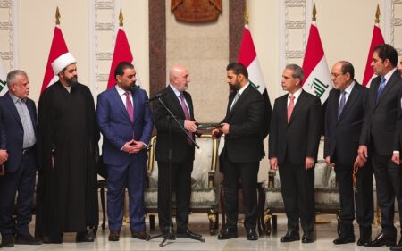 الرئيس العراقي نزار آميدي يكلف مرشح الإطار التنسيقي علي الزيدي بتشكيل الحكومة المقبلة