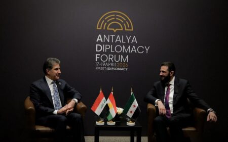 رئيس إقليم كوردستان نيجيرفان بارزاني يجتمع مع الرئيس السوري أحمد الشرع