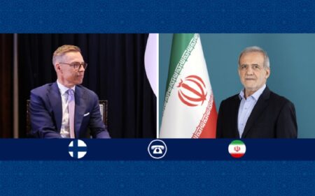 اتصال هاتفي بين الرئيس الإيراني مسعود بزشكيان ونظيره الفنلندي ألكساندر ستوب
