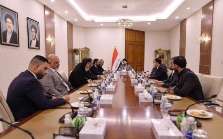 رئيس تحالف قوى الدولة الوطنية السيد عمار الحكيم يلتقي أعضا الكتلة النيابية للتحالف