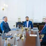 رئيس الوزراء العراقي علي فالح الزيدي يترأس اجتماعاً بحضور رئيس ديوان الرقابة المالية الاتحادي ورئيس هيئة النزاهة الاتحادية ورئيس الادعاء العام وقاضي محكمة تحقيق الكرخ المختصة بقضايا النزاهة