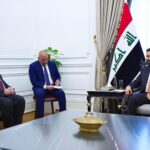 رئيس الوزراء العراقي علي فالح الزيدي يستقبل القائم بأعمال السفارة الأمريكية في بغداد جوشوا هاريس