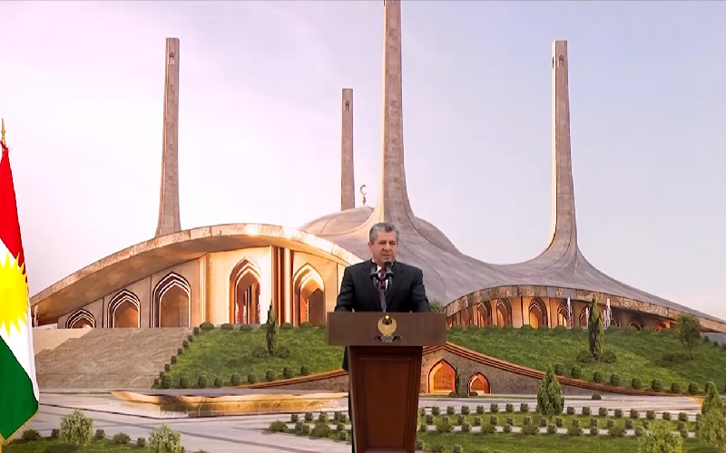 رئيس حكومة إقليم كوردستان مسرور بارزاني يضع الحجر الأساس لجامع بارزاني الكبير