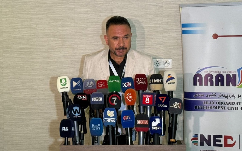 مدير منظمة آران لتنمية الثقافة المدنية هجار بابان