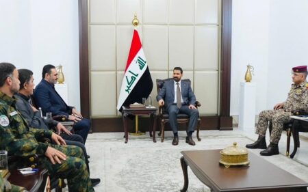 رئيس الوزراء العراقي علي فالح الزيدي يستقبل وفدين من حركة عصائب أهل الحق وكتائب الإمام علي