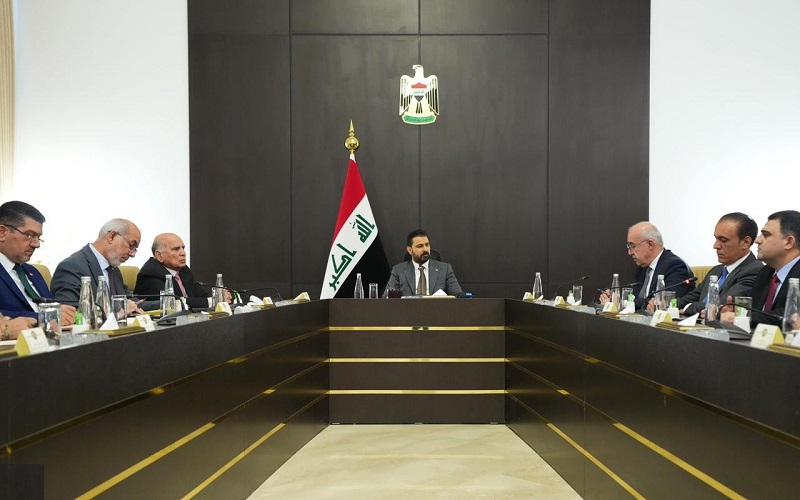 رئيس الوزراء العراقي علي فالح الزيدي يستقبل وفد حكومة إقليم كوردستان برئاسة وزير الثروات الطبيعية كمال محمد صالح