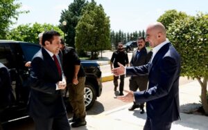 رئيس الاتحاد الوطني الكوردستاني بافل طالباني يستقبل مستشار الأمن القومي العراقي قاسم الأعرجي