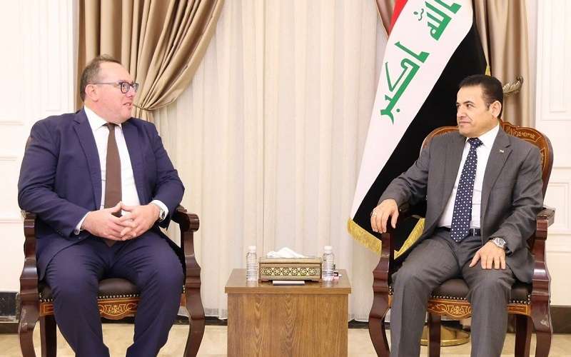 مستشار الأمن القومي قاسم الأعرجي يستقبل القائم بأعمال السفارة الأمريكية في بغداد جوشوا هاريس