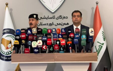 مؤتمر صحفي مشترك للمتحدث باسم جهاز الآسايش في إقليم كوردستان كارزان شيركو والمتحدث باسم وزارة الداخلية العراقية العميد عباس البهادلي