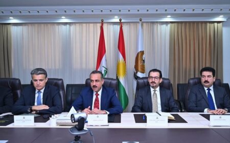 اجتماع اللجنة العليا للإشراف على استقبال الزوار الإيرانيين والأجانب في محافظة أربيل برئاسة المحافظ أوميد خوشناو