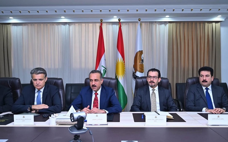 اجتماع اللجنة العليا للإشراف على استقبال الزوار الإيرانيين والأجانب في محافظة أربيل برئاسة المحافظ أوميد خوشناو