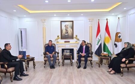 محافظ أربيل أميد خوشناو يستقبل وفداً كنسياً من الولايات المتحدة وإقليم كوردستان