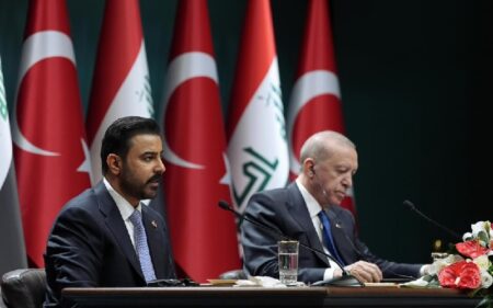 الرئيس التركي رجب طيب أردوغان ورئيس الوزراء العراقي علي الزيدي