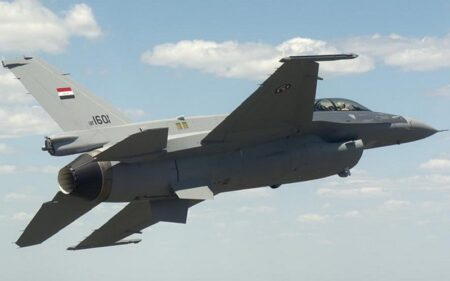 صورة أرشيفية لطائرة مقاتلة عراقية من طراز F-16