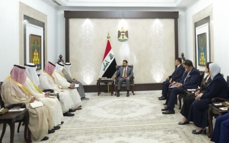 رئيس الوزراء العراقي علي فالح الزيدي يستقبل الأمين العام لمجلس التعاون لدول الخليج الفارسي جاسم محمد البديوي والوفد المرافق له