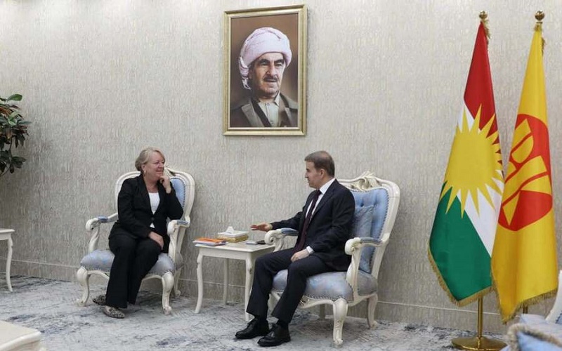 عضو المكتب السياسي للحزب الديمقراطي الكوردستاني هيمن هورامي يستقبل السفيرة الهولندية لدى العراق جانيت ألبيرتا