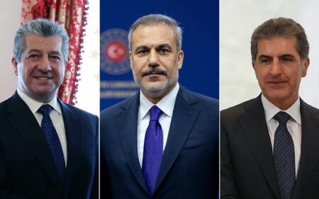 وزير الخارجية التركي هاكان فيدان يتوسط رئيس إقليم كوردستان نيجيرفان بارزاني، ورئيس حكومة الإقليم مسرور بارزاني