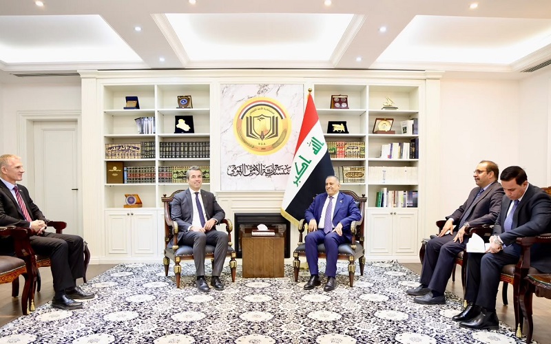 مستشار الأمن القومي العراقي قاسم العبودي يستقبل القائم بالأعمال وكالة في بعثة الاتحاد الأوروبي ببغداد آدام يانسن