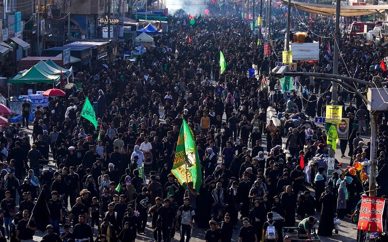 زوار أربعينية الإمام الحسين في العراق