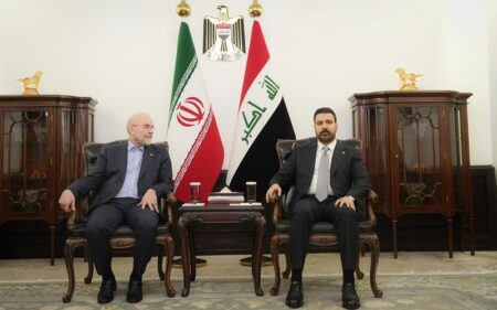رئيس الوزراء العراقي علي فالح الزيدي يستقبل رئيس مجلس الشورى الإسلامي الإيراني محمد باقر قاليباف