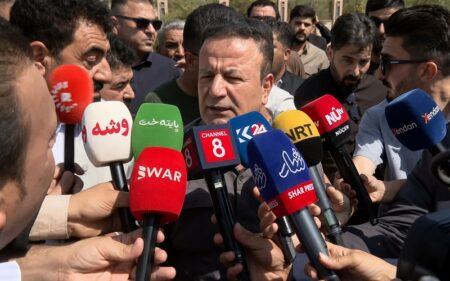 المحامي برهان رشيد، عضو فريق الدفاع في قضية رئيس حزب جبهة الشعب لاهور شيخ جنكي
