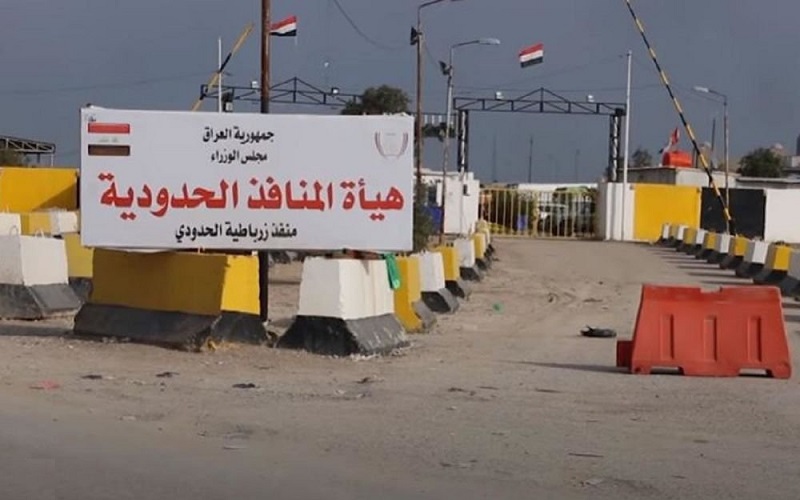 صورة أرشيفية لمعبر زرباطية الحدودي بين إيران والعراق