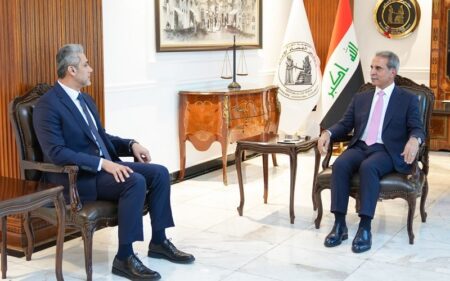رئيس مجلس القضاء الأعلى في العراق القاضي فائق زيدان يستقبل سفير بلاده لدى إيران ياسر عبد الزهرة الحجاج