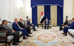 الرئيس العراقي نزار آميدي يستقبل الفريق الوطني المختص بفتح المقابر الجماعية