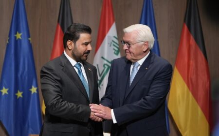 الرئيس الألماني فرانك فالتر شتاينماير يستقبل في العاصمة برلين رئيس الوزراء العراقي علي فالح الزيدي