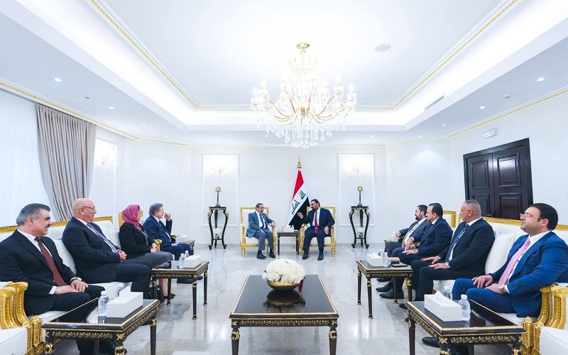 رئيس مجلس النواب العراقي هيبت الحلبوسي يستقبل وفد الحزب الديمقراطي الكوردستاني برئاسة هوشيار زيباري