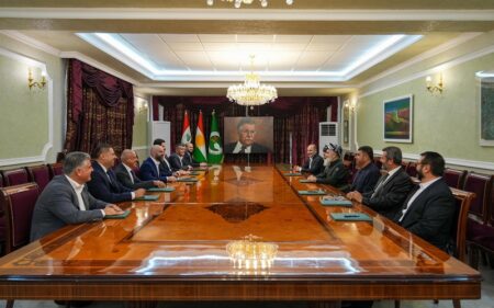 اجتماع بين رئيس الاتحاد الوطني الكوردستاني بافل طالباني ورئيس جماعة العدل الكوردستانية علي بابير