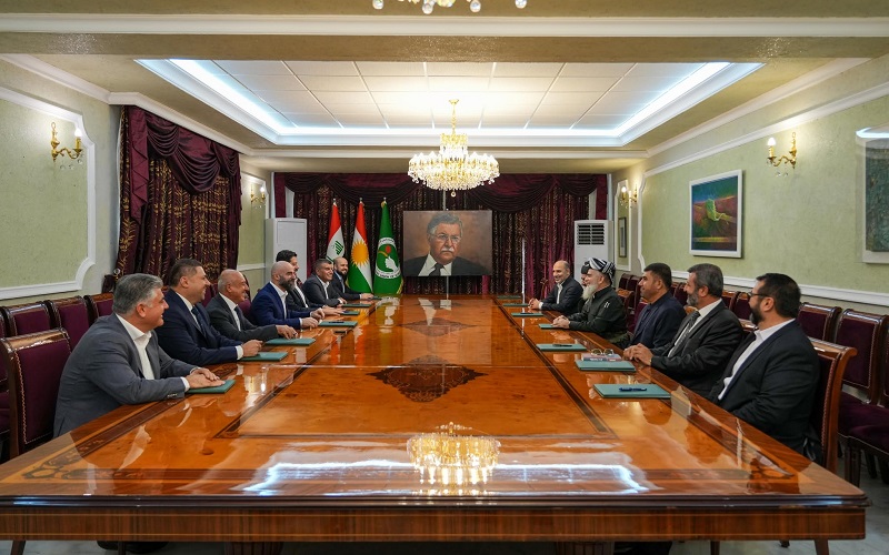اجتماع بين رئيس الاتحاد الوطني الكوردستاني بافل طالباني ورئيس جماعة العدل الكوردستانية علي بابير