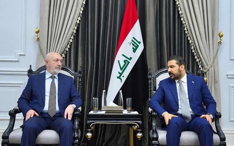 رئيس الوزراء العراقي علي الزيدي يستقبل رئيس الجمهورية نزار آميدي